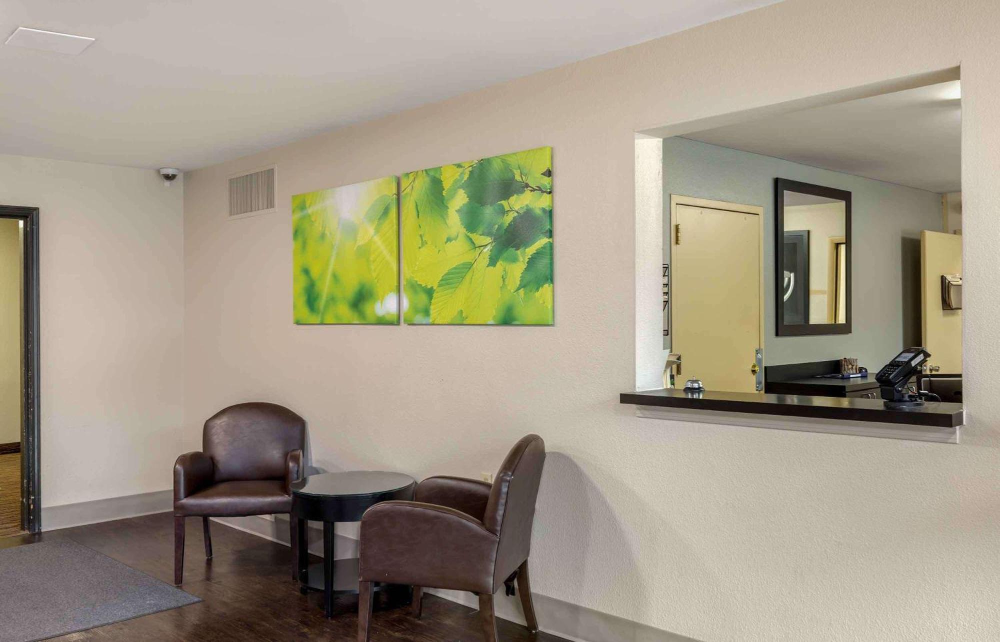 Extended America - - West Hotel