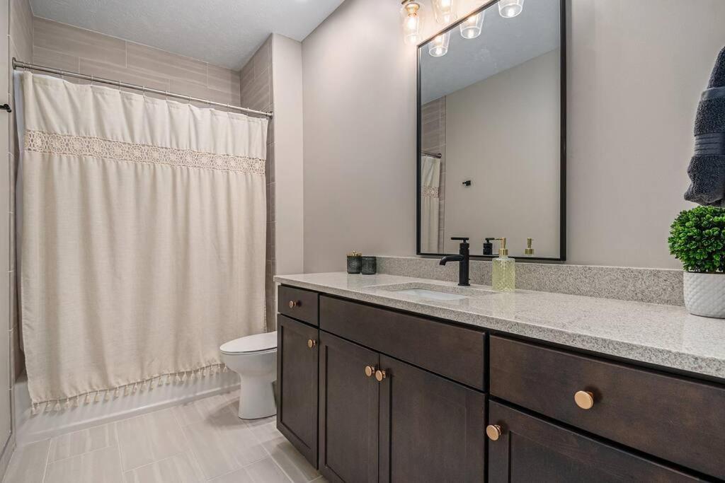 Midtown Luxury - 2 Master - Near Unmc *
