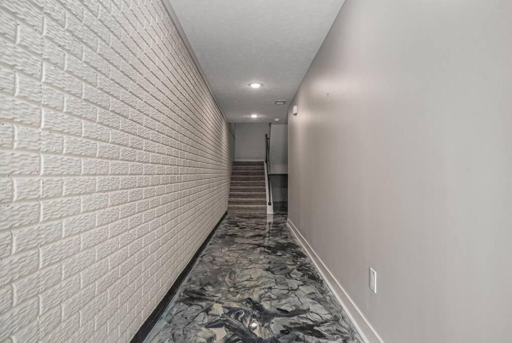 Midtown Luxury - 2 Master - Near Unmc Apartment Omaha