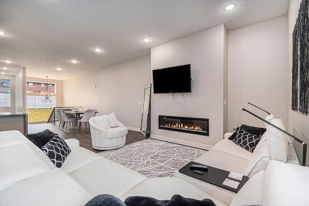 Apartment Luxury - Hot Tub - Views Omaha