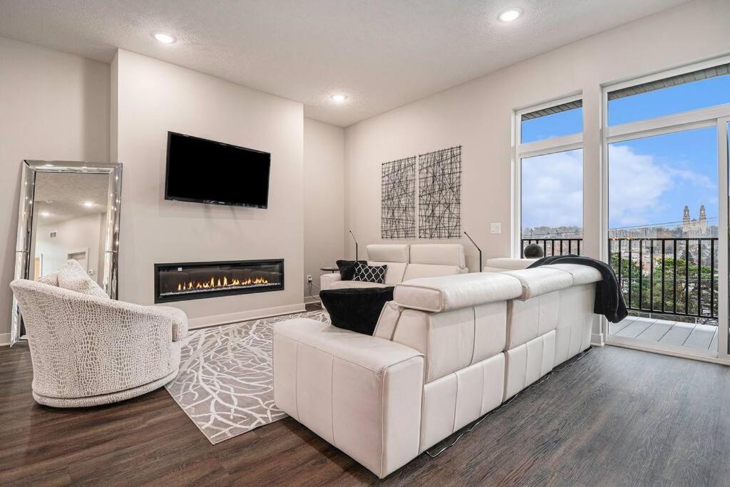 Luxury - Hot Tub - Views Apartment *