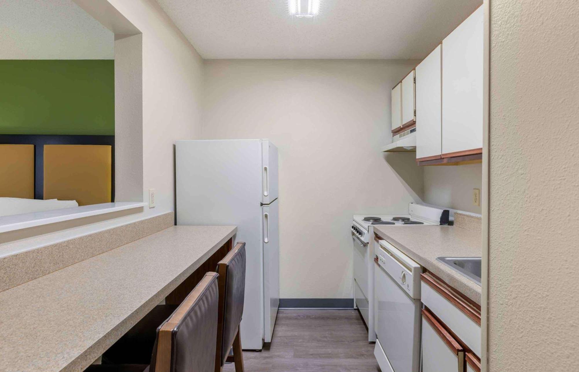 Extended America - - West Hotel Omaha