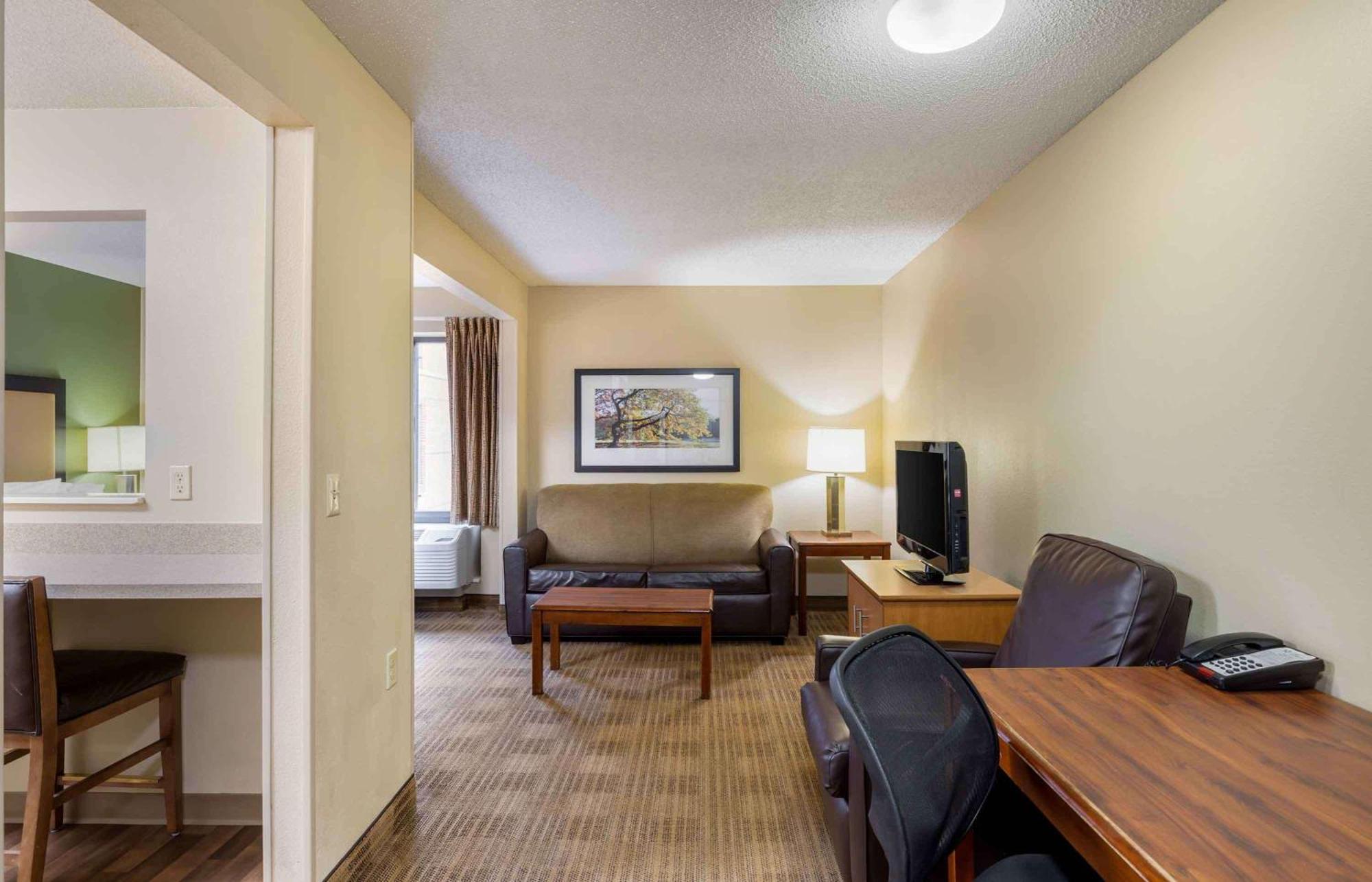 Extended America - - West Hotel Omaha