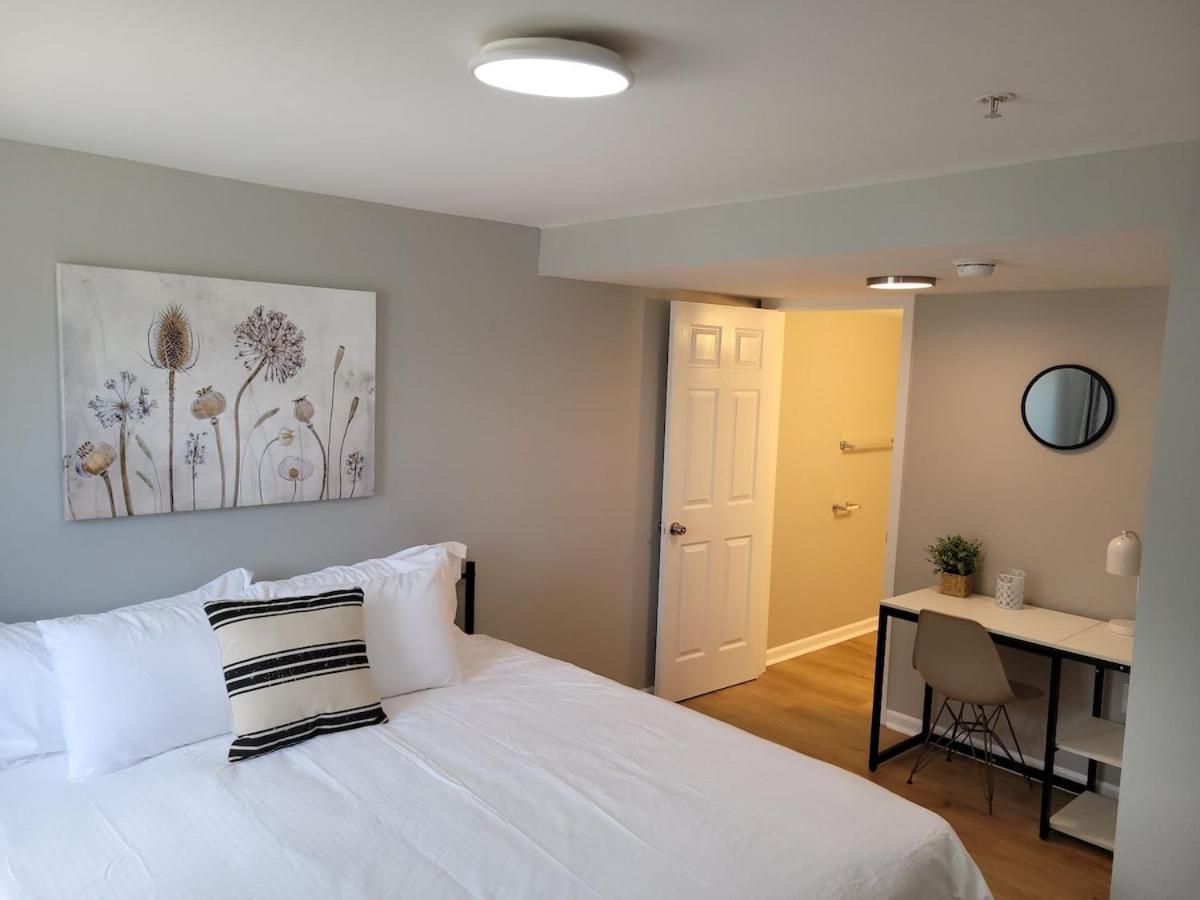 Davenport Dwellings-newly Furnished 3bd 2ba Apartment