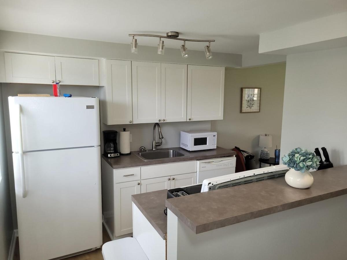 Apartment Davenport Dwellings-newly Furnished 3bd 2ba Omaha