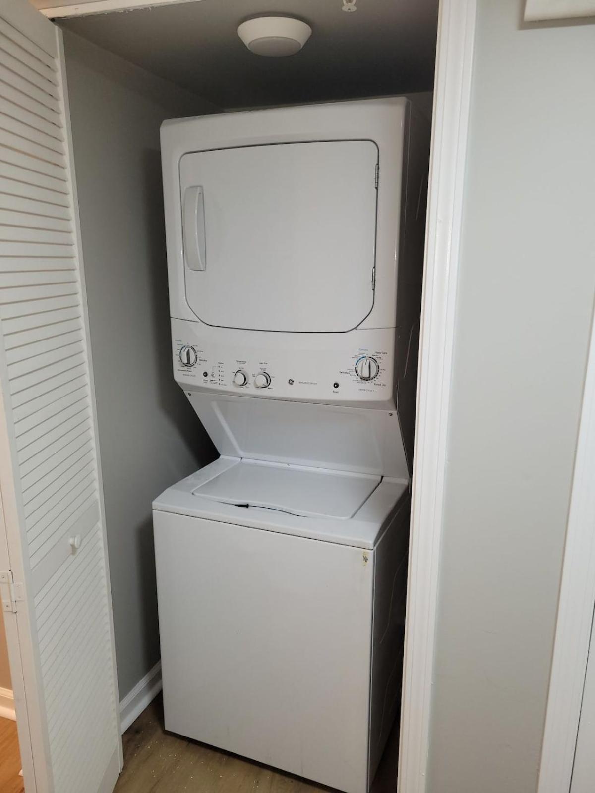 Davenport Dwellings-newly Furnished 3bd 2ba Apartment