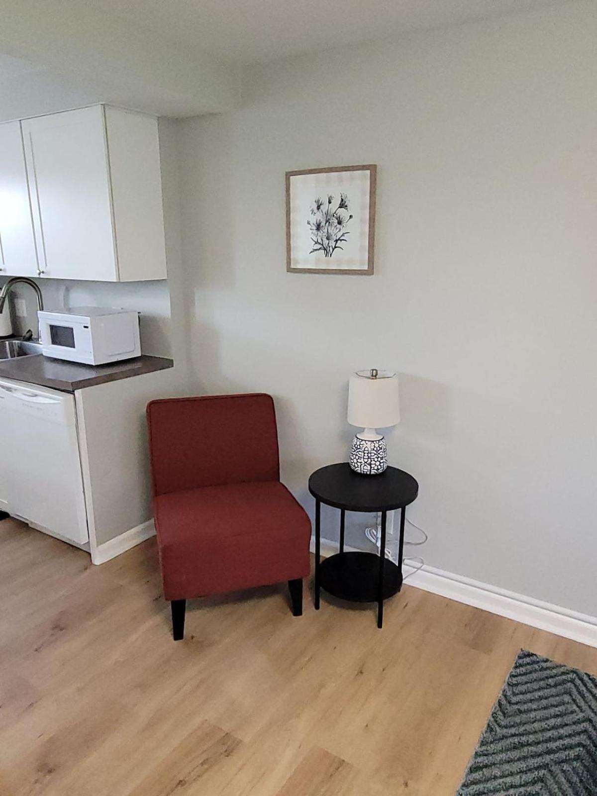 Apartment Davenport Dwellings 10- By Unmc *