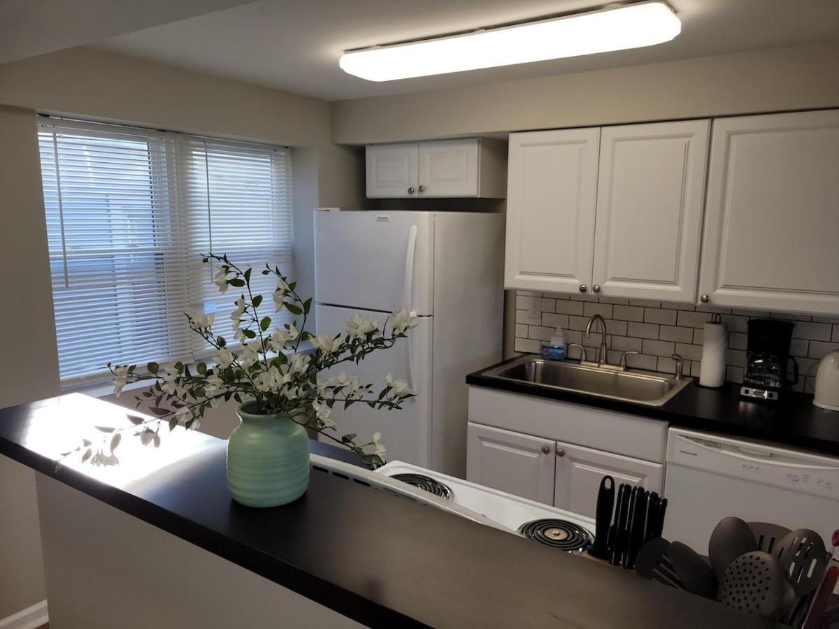 Davenport Dwelling Unit 9 Midtown 3bd Apartment *