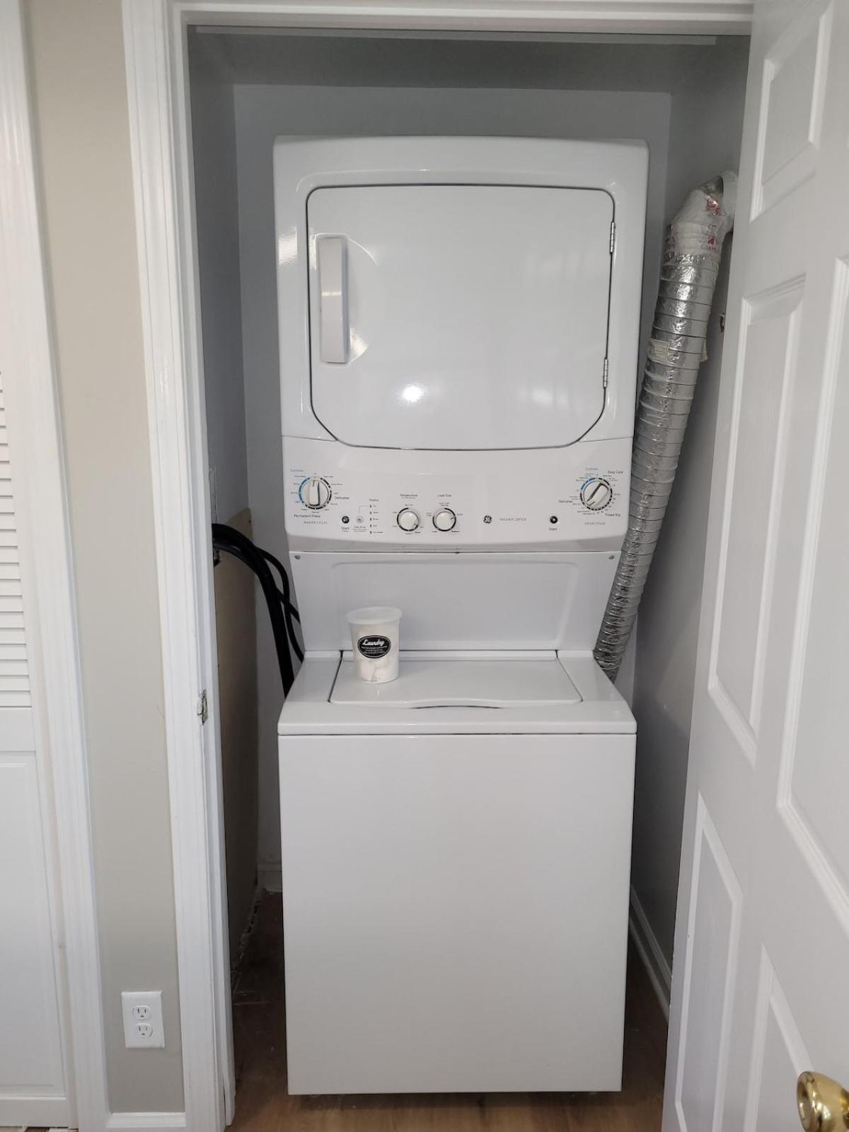 Apartment Davenport Dwelling Unit 9 Midtown 3bd