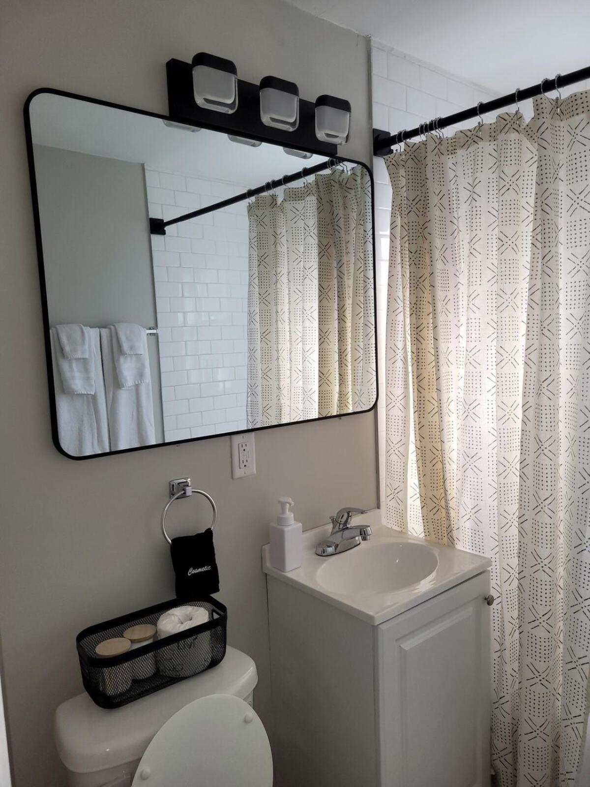 Apartment Davenport Dwelling Unit 9 Midtown 3bd *