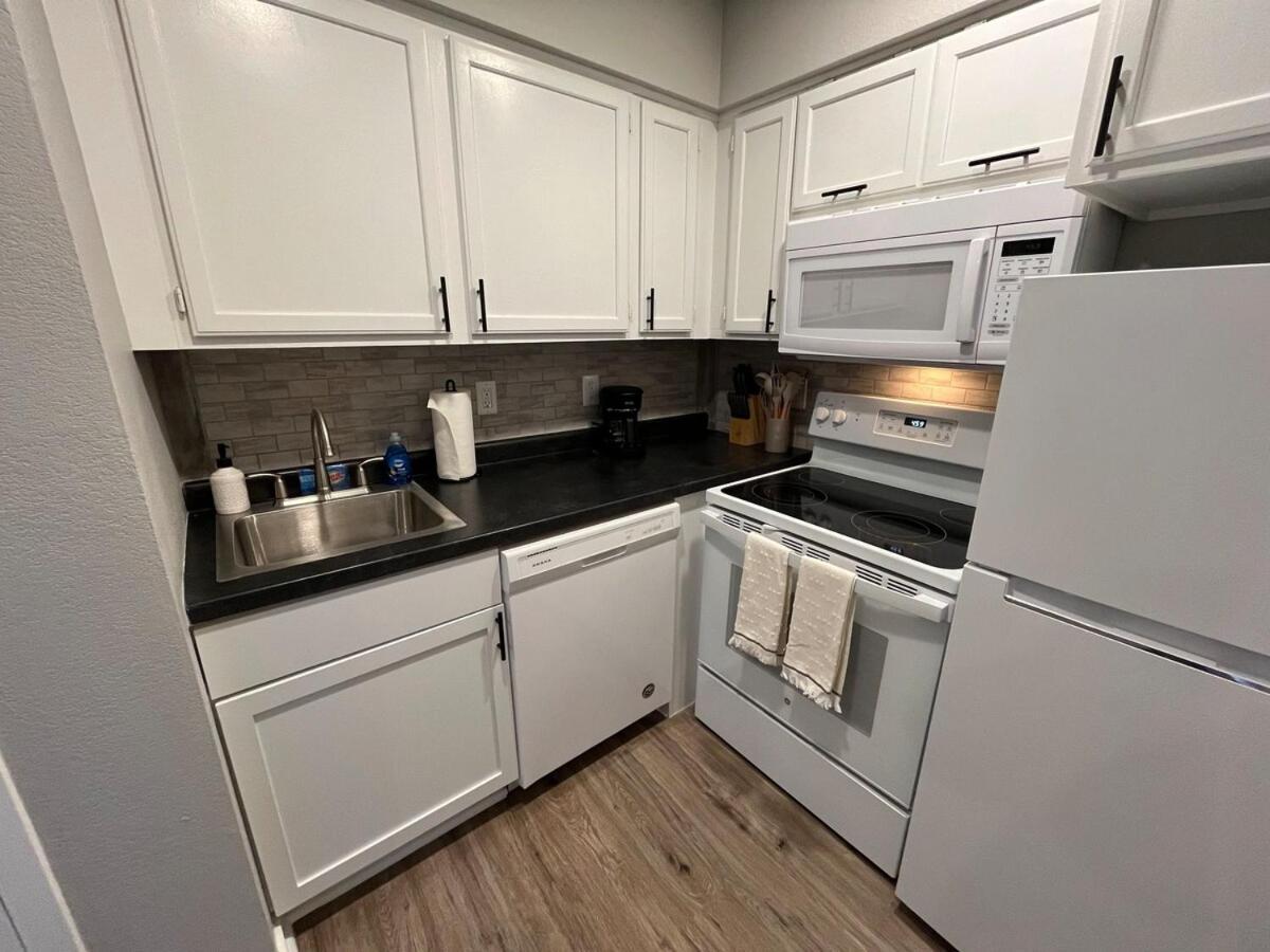 Aksarben Living-cozy 1 Bdrm 1 Ba Apartment Omaha