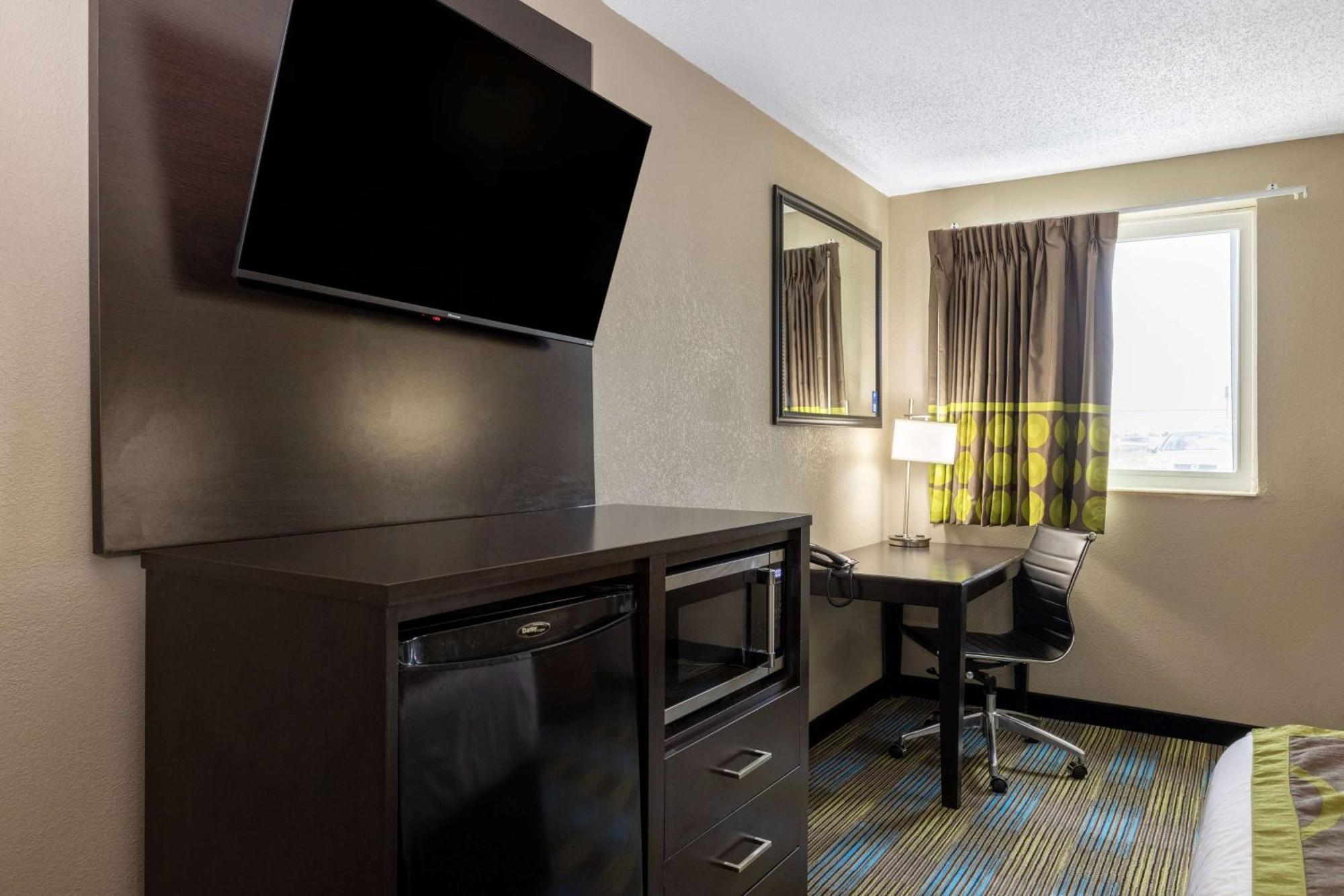 The Inn&suites Sw Omaha