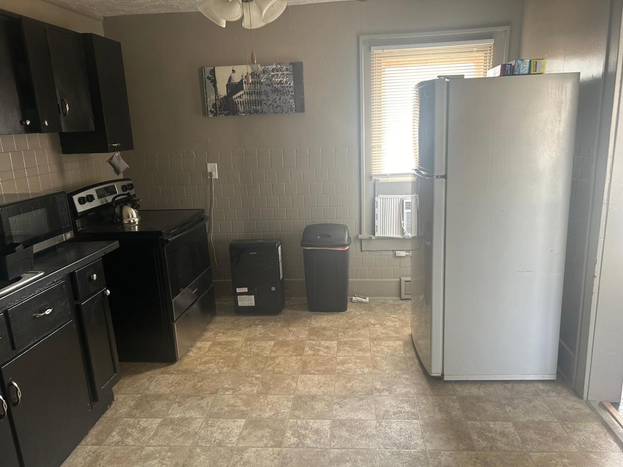 Midtown Manor Apartment *