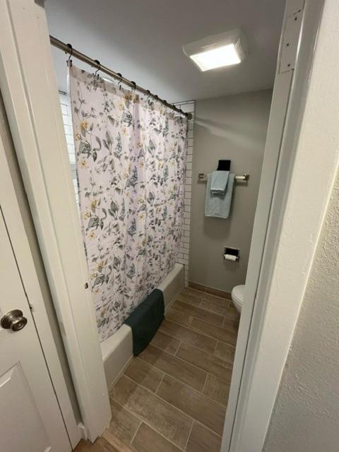 Aksarben Area 2 Bd-2 Ba By Uno Apartment *