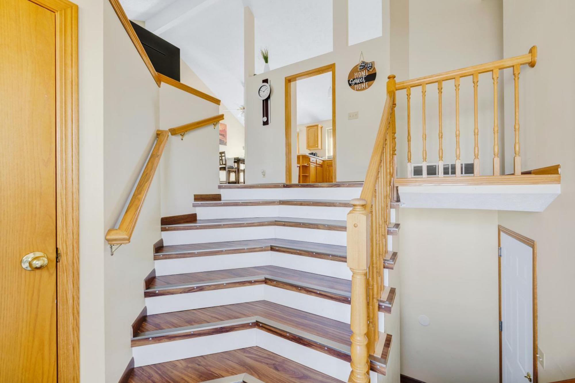 Pet Friendly,3 Queen Beds, One-full Bed With Fast Free Wifi Holiday home *