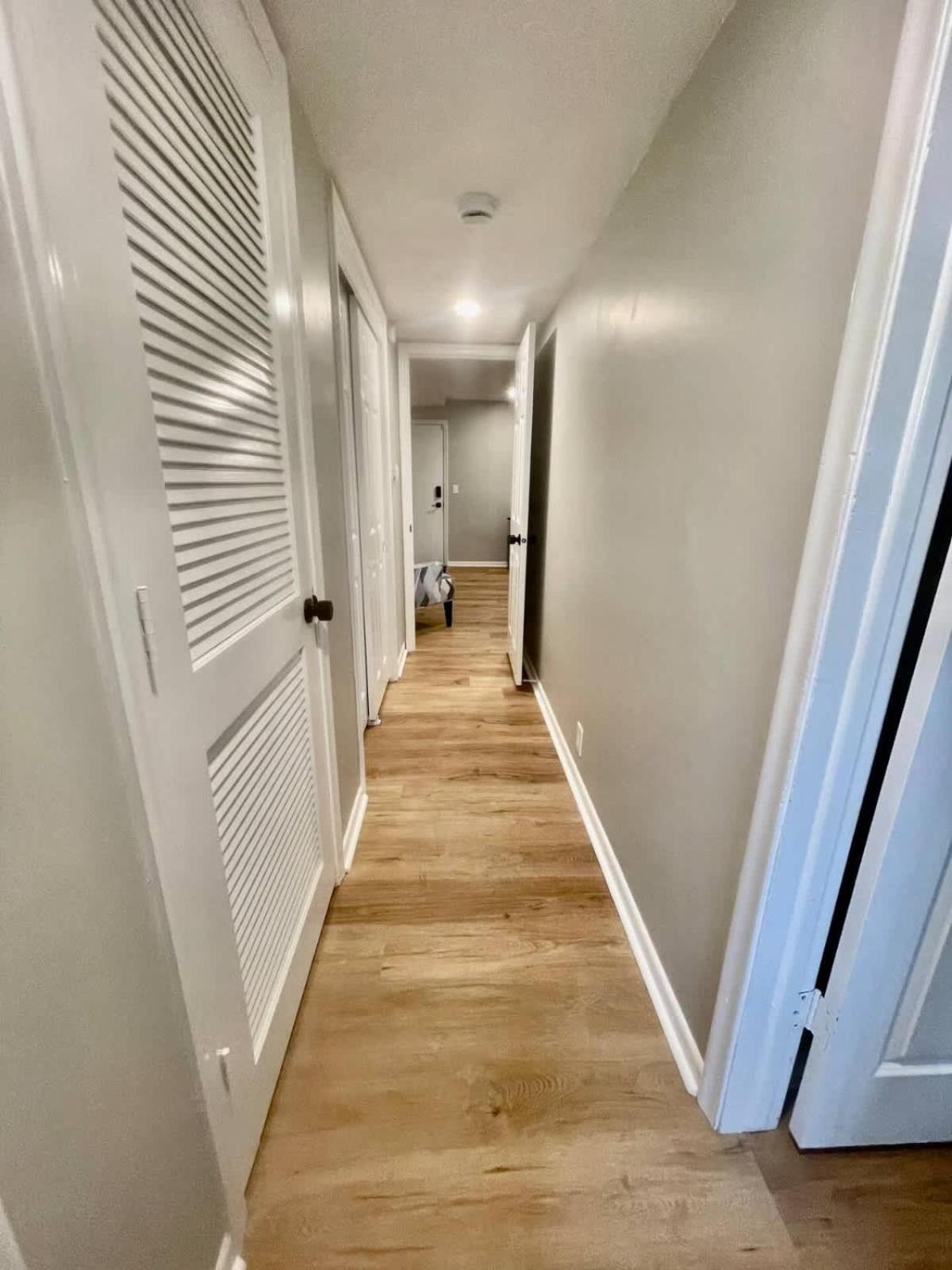 Joslyn 12-newly Remodeled 1 Bdrm Omaha
