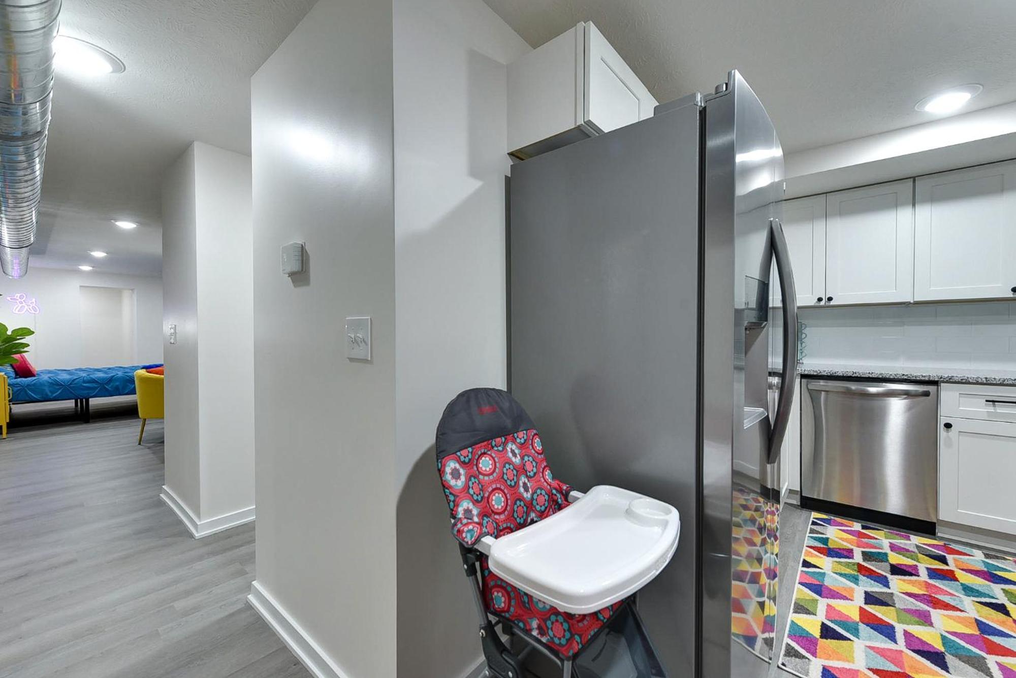 Modern Pop Near Midtown