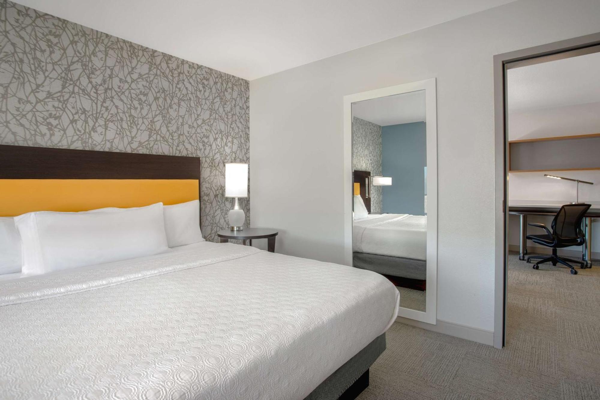 Home2 By Hilton West 3*
