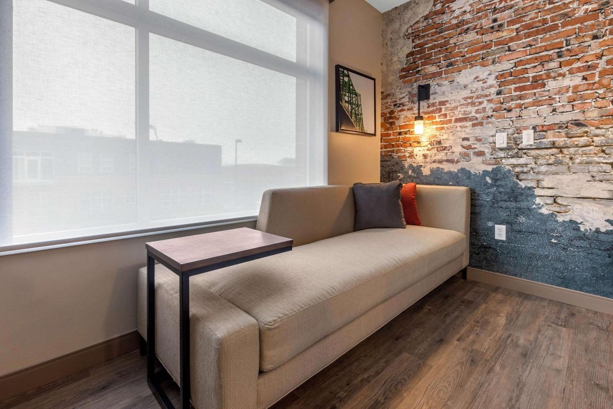 Cambria Downtown Hotel Omaha