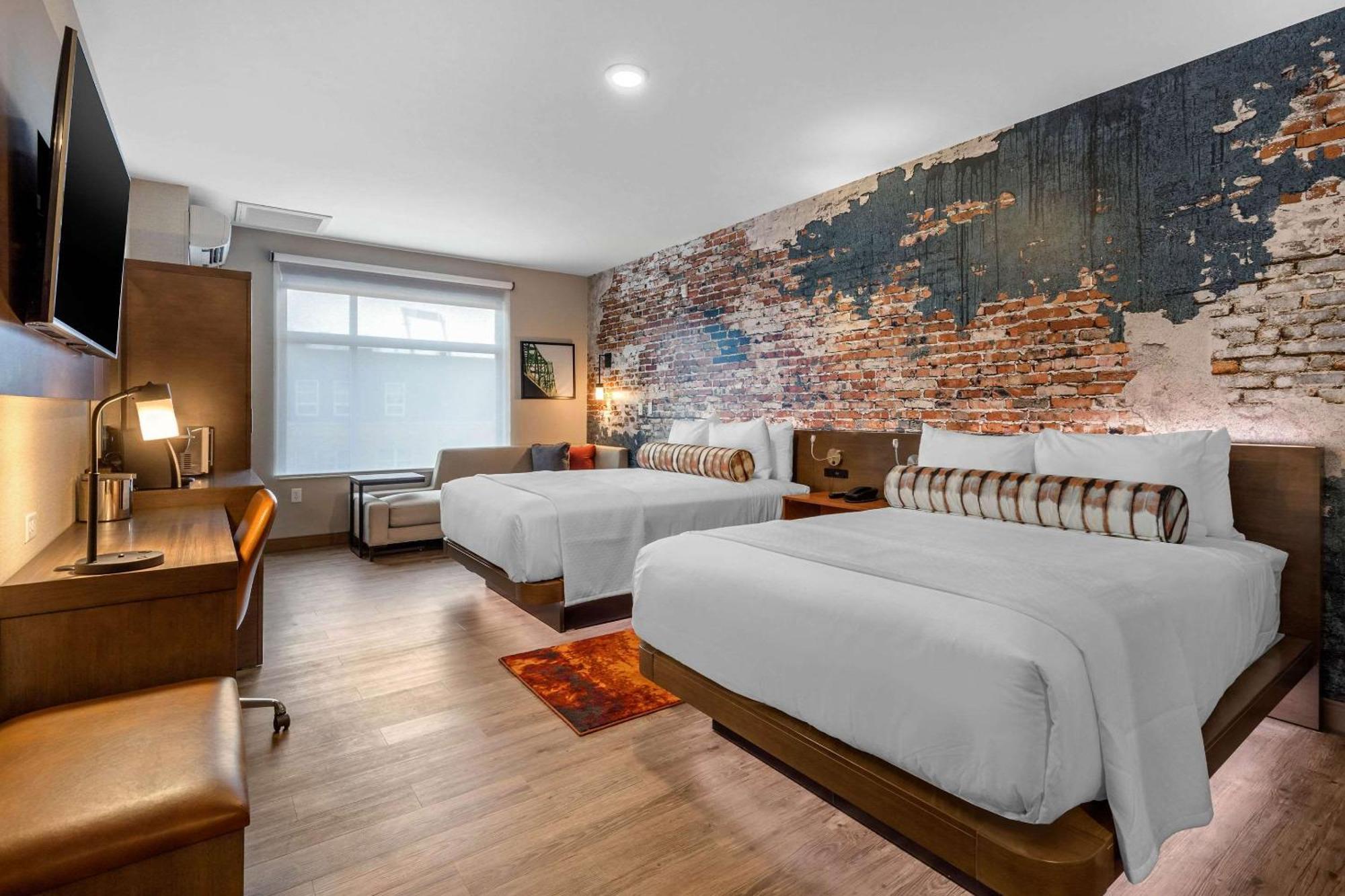 Cambria Downtown Hotel
