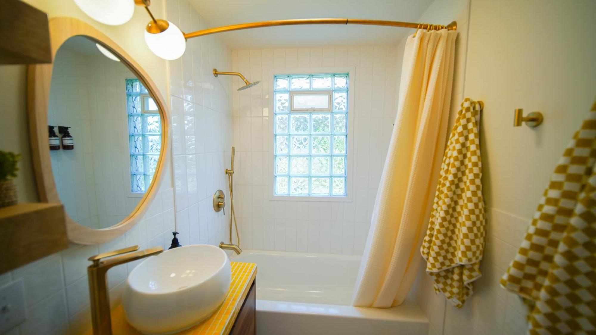 Stylish 2 Bed Retro Retreat * Omaha