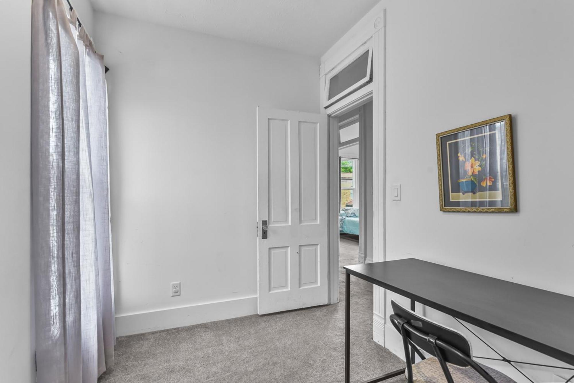 Beautiful Private 2b In Midtown *