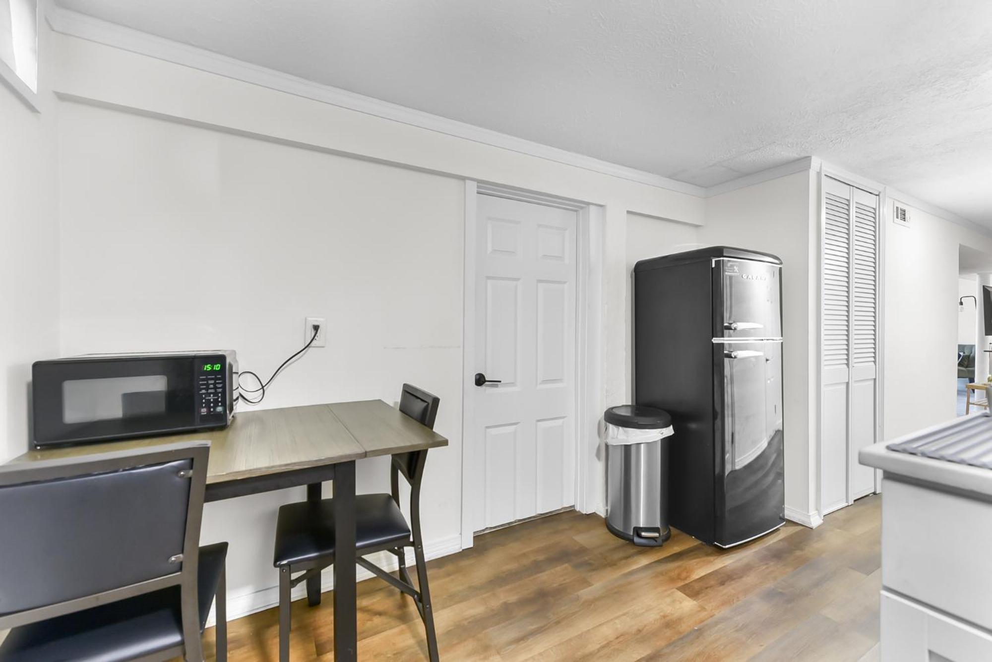 Apartment Lovely Near Zoo With Self Check-in, Smart Tv Omaha