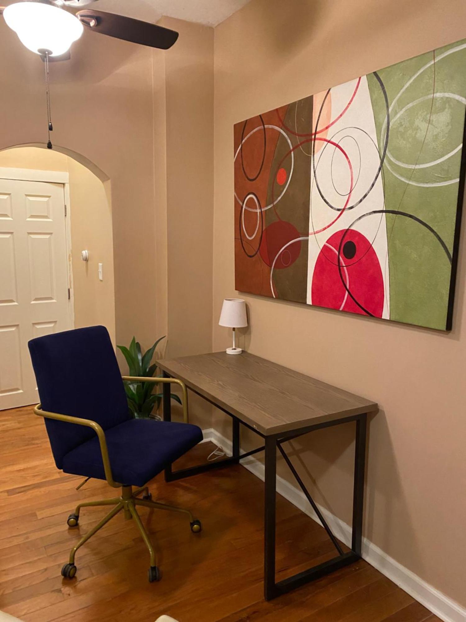 Apartment Converted Victorian 3bd With Backyard *