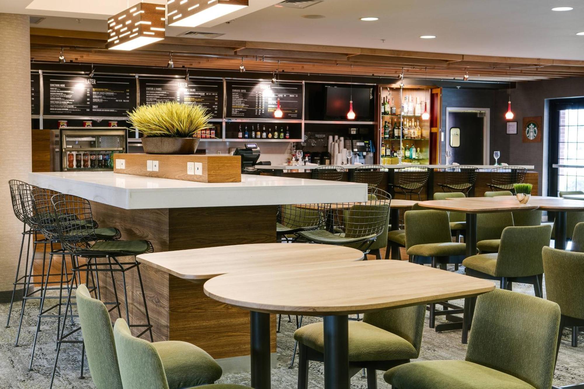 Courtyard By Marriott Aksarben Village Omaha
