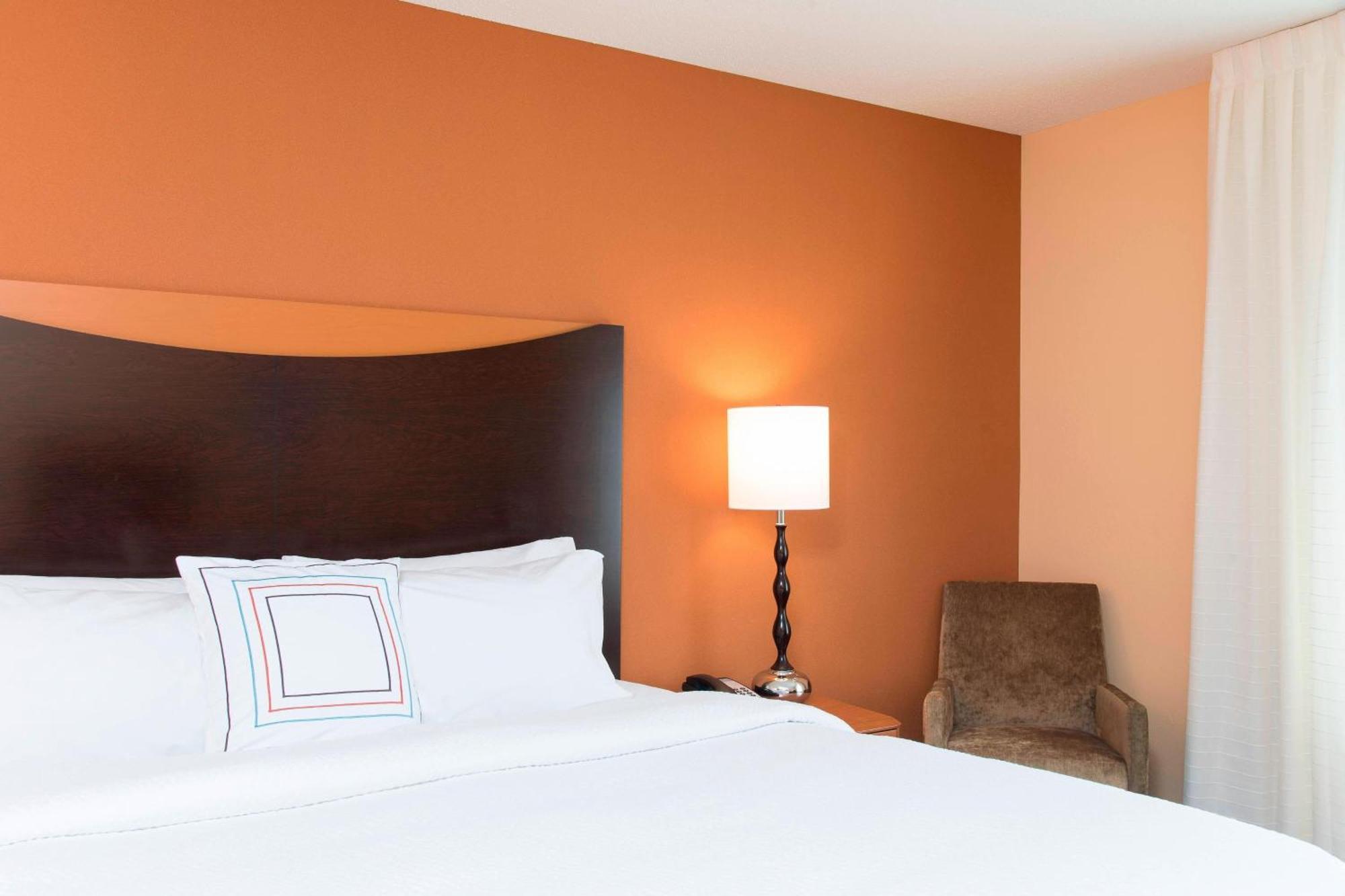 Hotel Fairfield & By Marriott Downtown