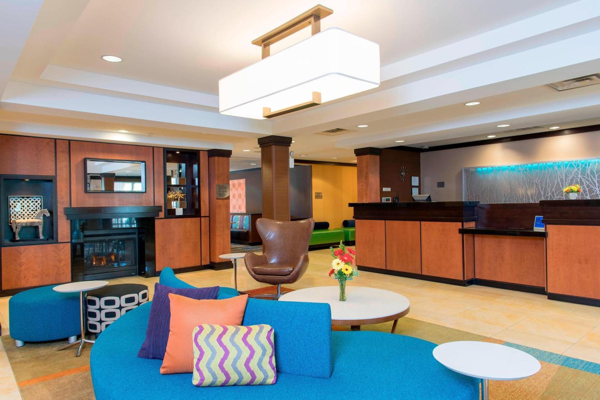 Fairfield & By Marriott Downtown Hotel Omaha