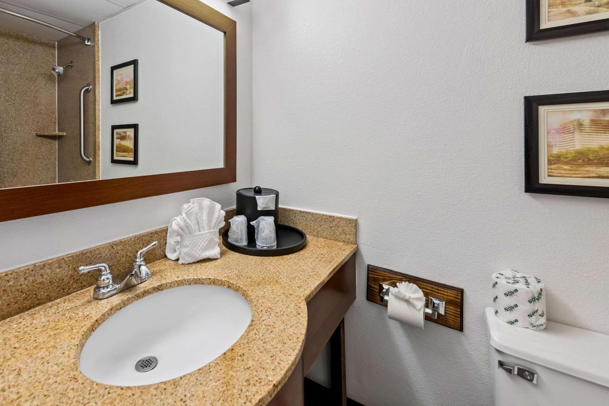 Comfort & 3* Omaha