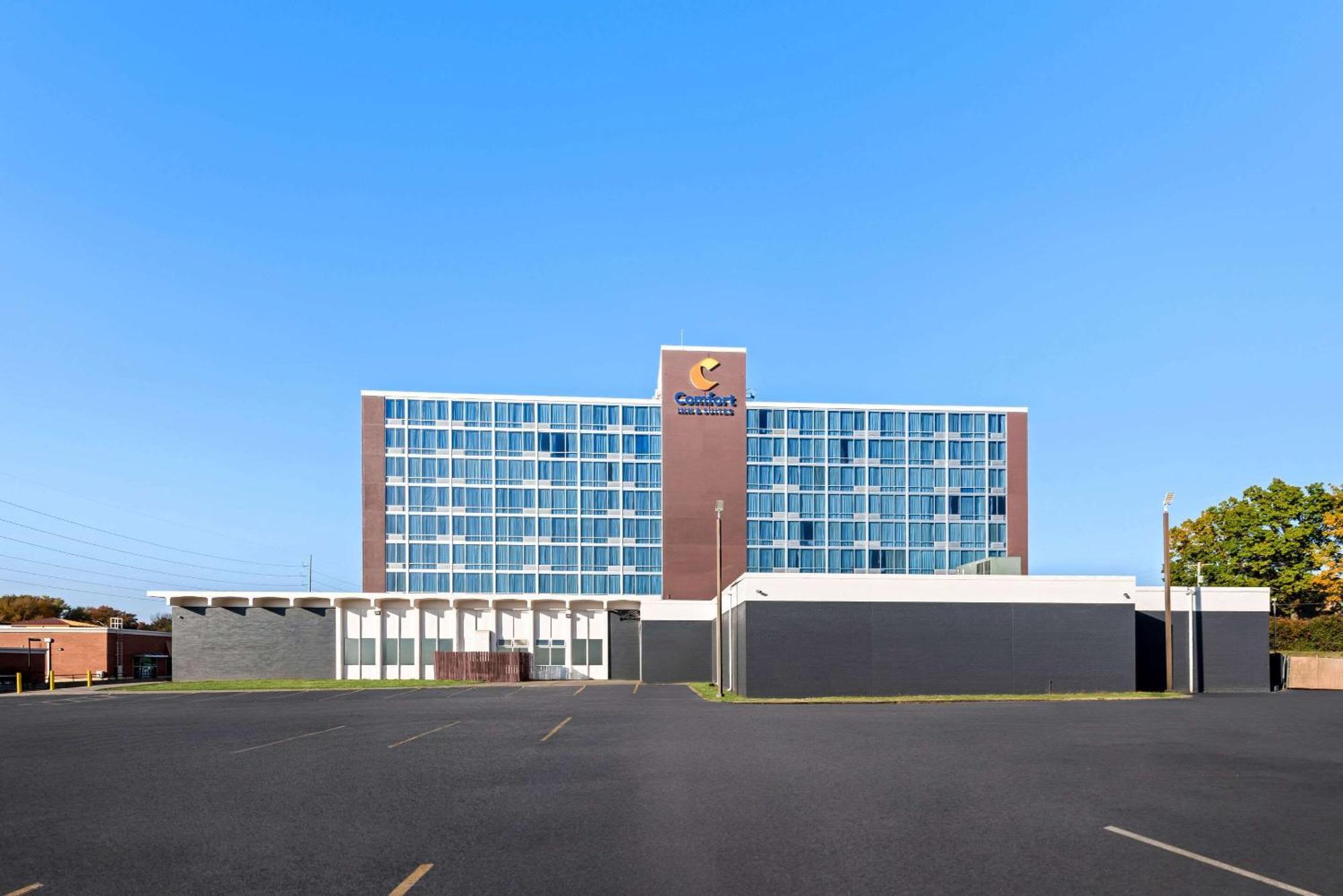 Hotel Comfort &