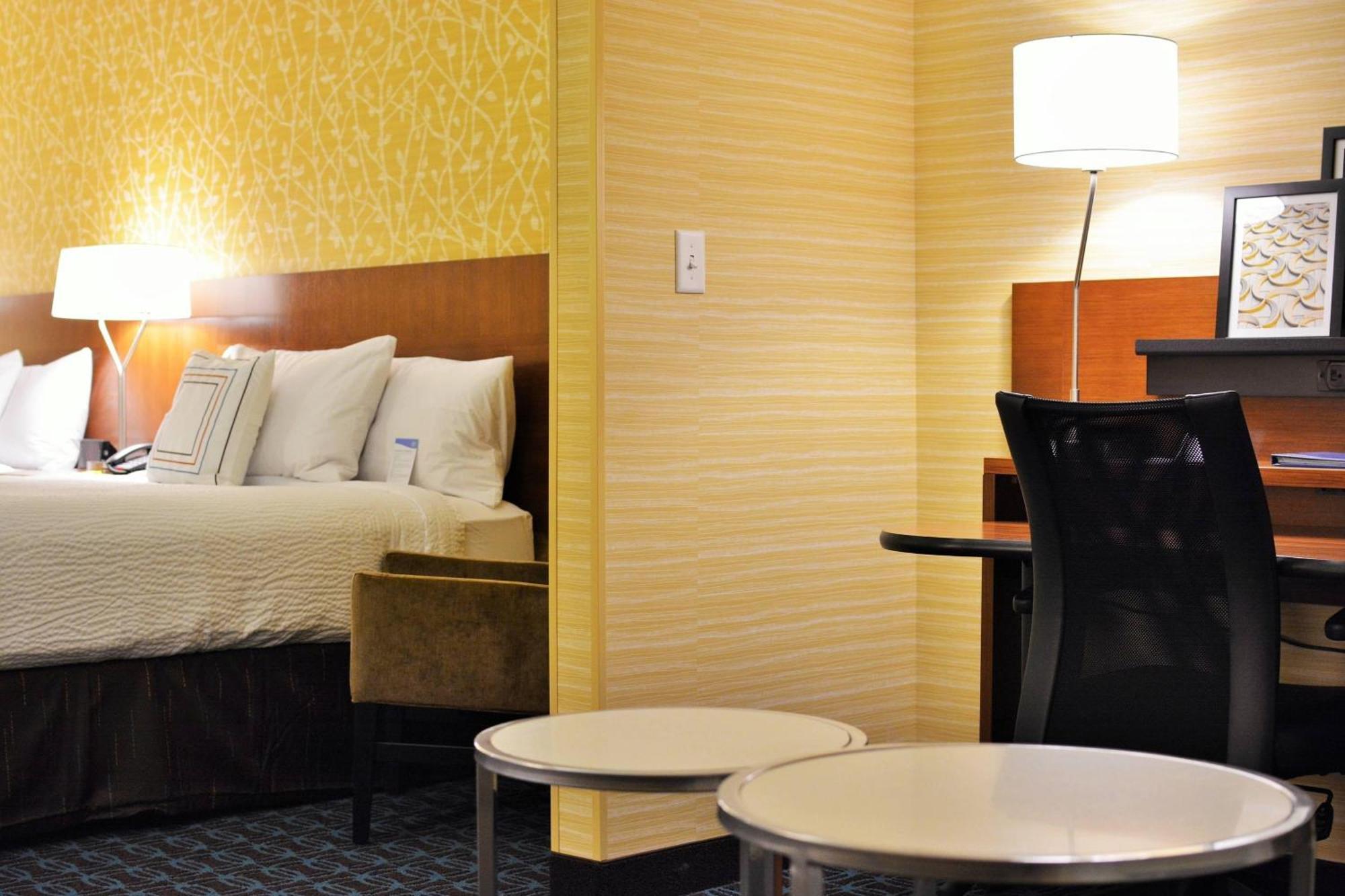 Hotel Fairfield & By Marriott Northwest