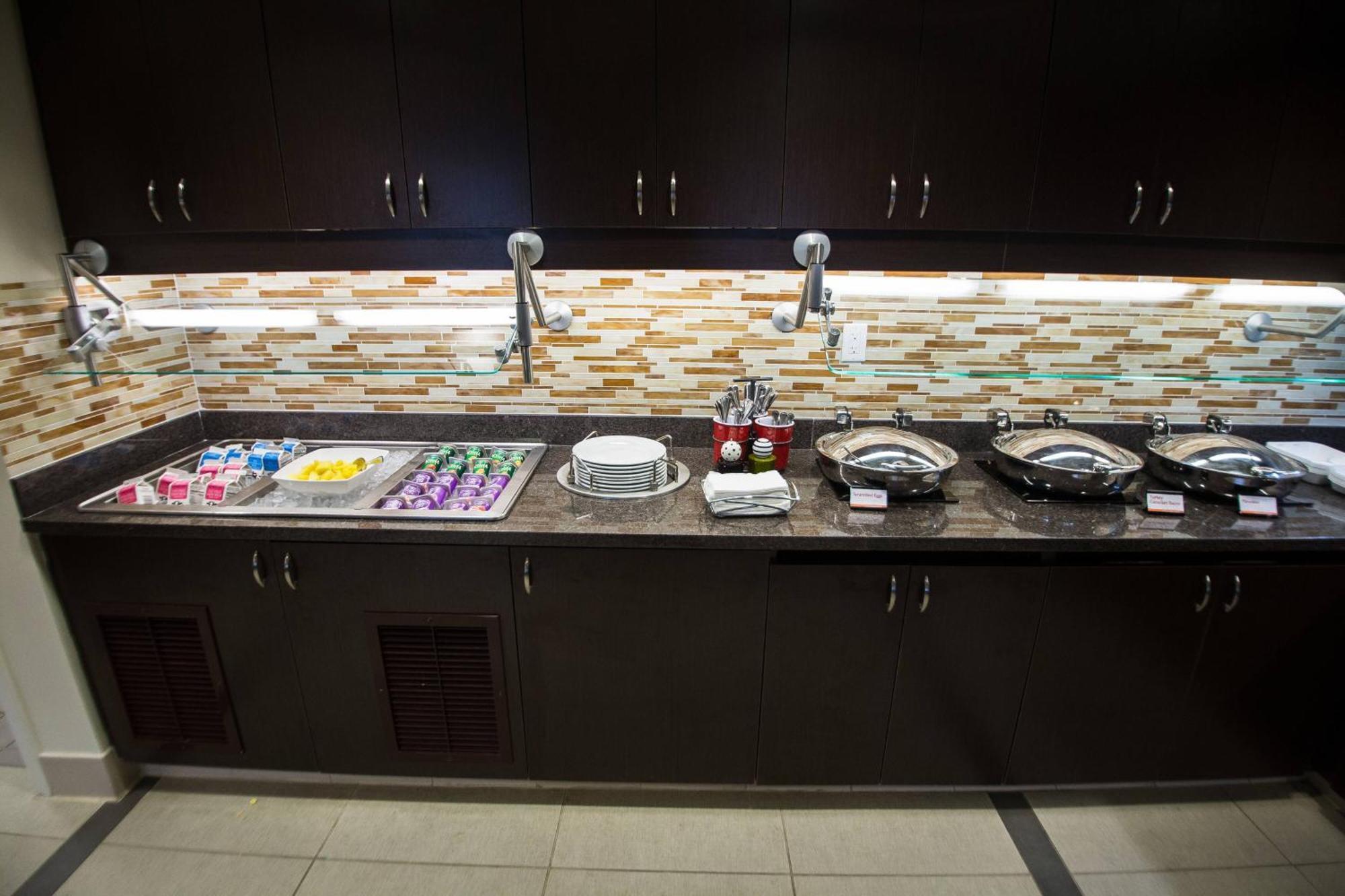 Hotel By Marriott West 3*