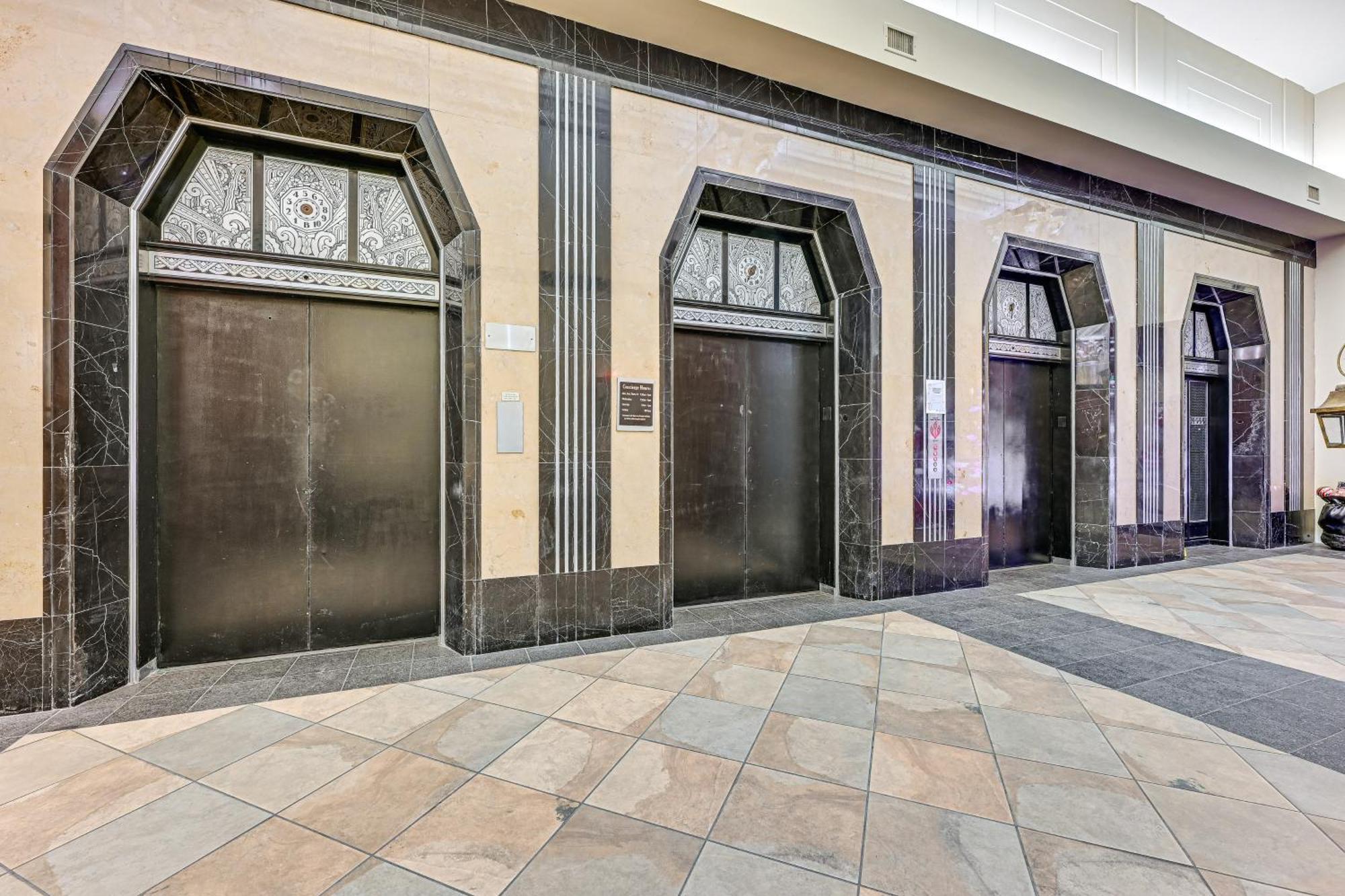 Historical In Dtwn - Pets Welcome!
