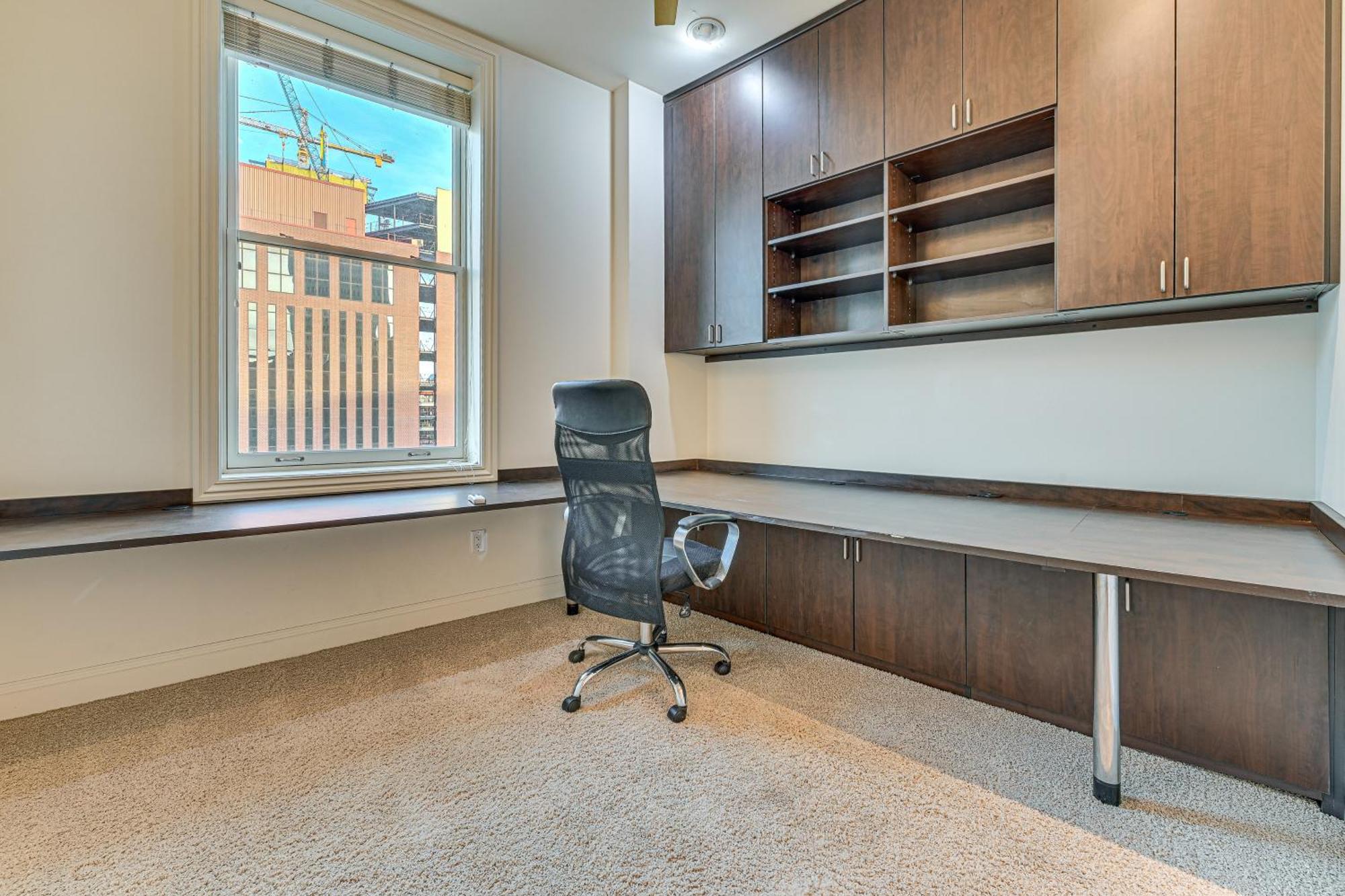 Apartment Historical In Dtwn - Pets Welcome!