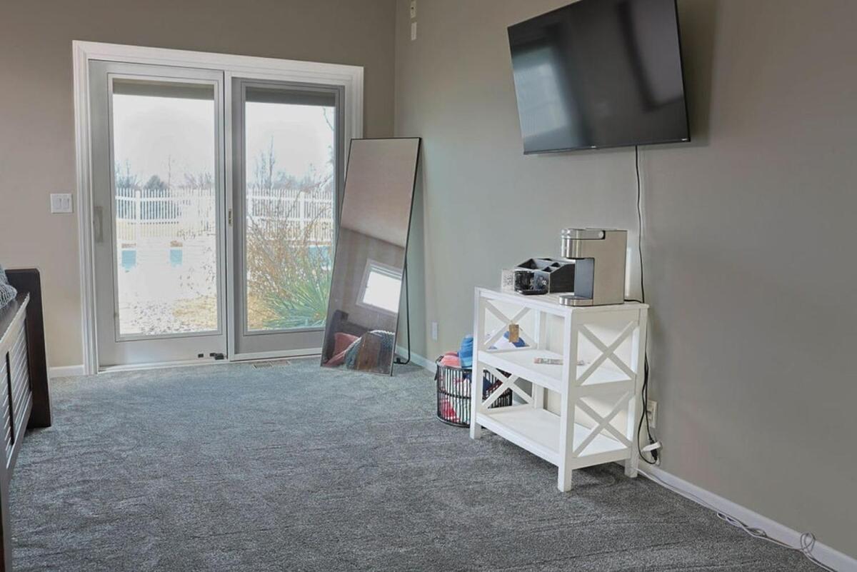 Golf Oasis Sleeps 22! Hot Tub Firepit Gym Pool