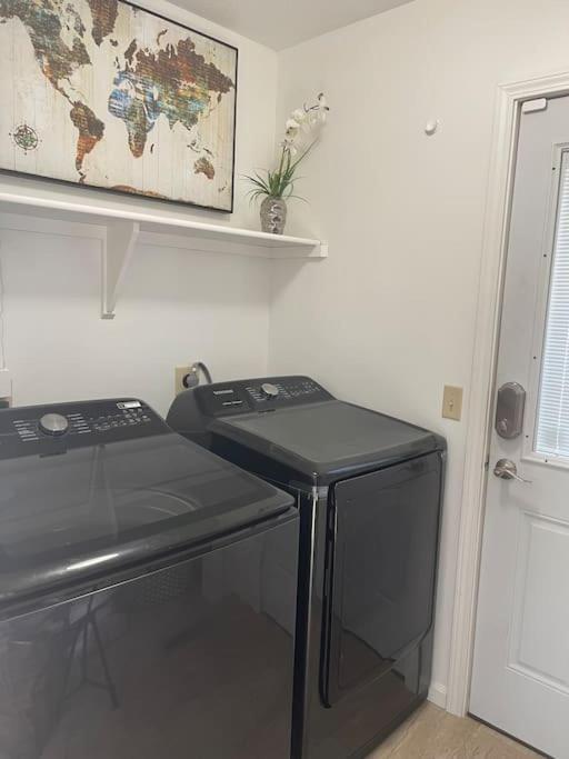 Smarthome-omaha Homestay *