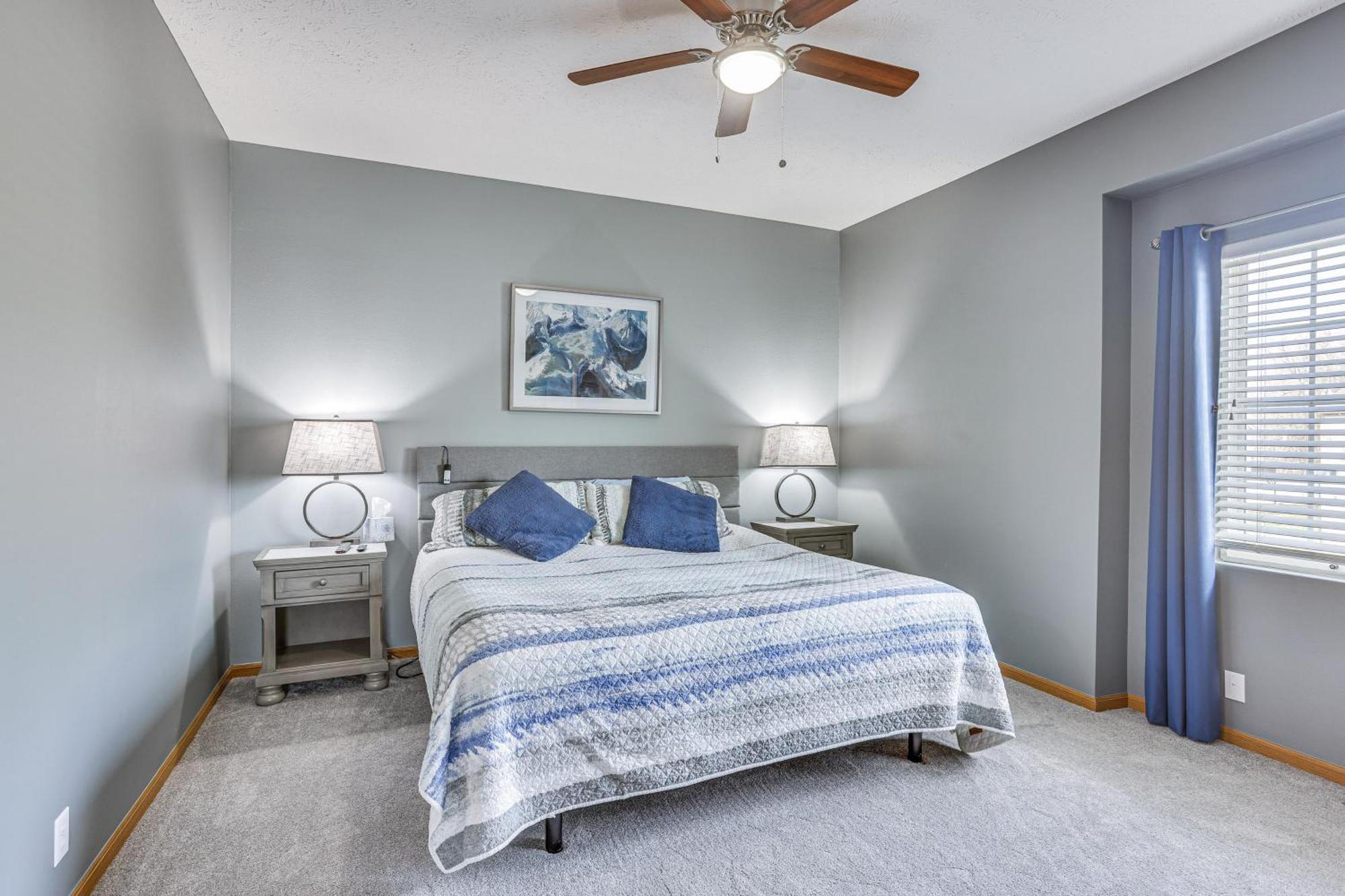 Updated - 15 Miles To Downtown! Apartment Omaha