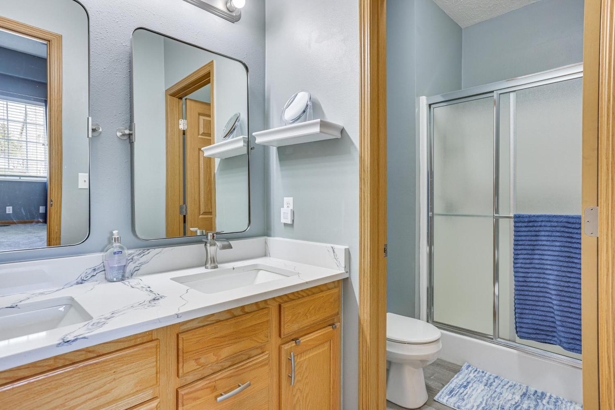 Updated - 15 Miles To Downtown! Apartment *