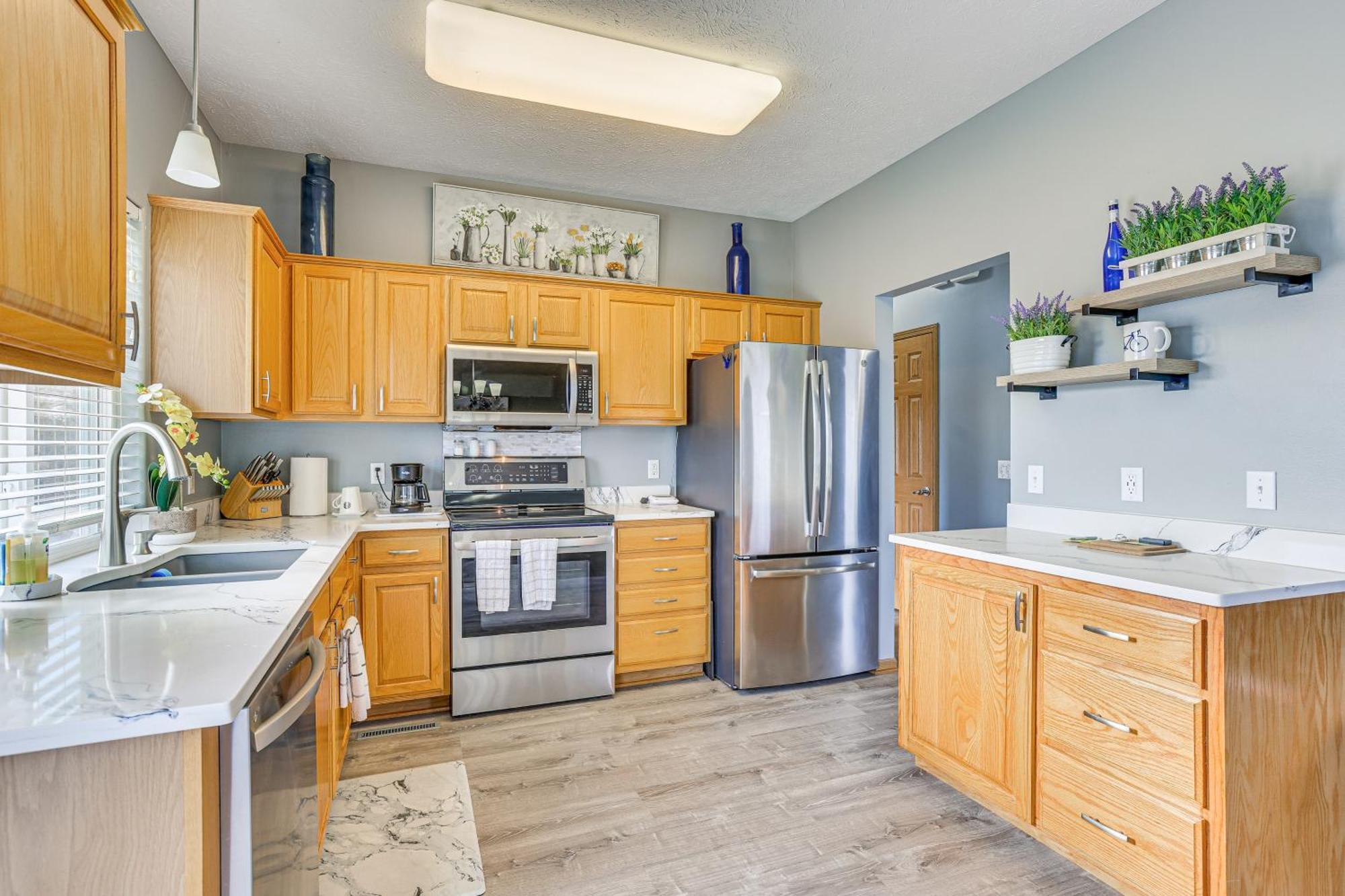 Updated - 15 Miles To Downtown! Apartment *