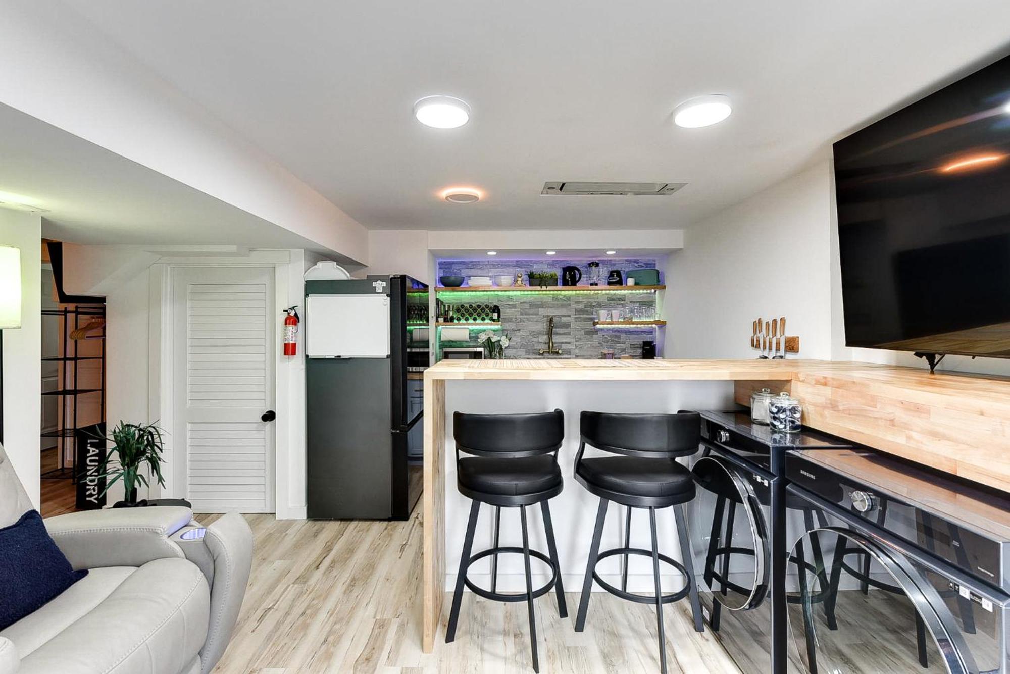Modern Chic Retreat Luxe Comfort And Style