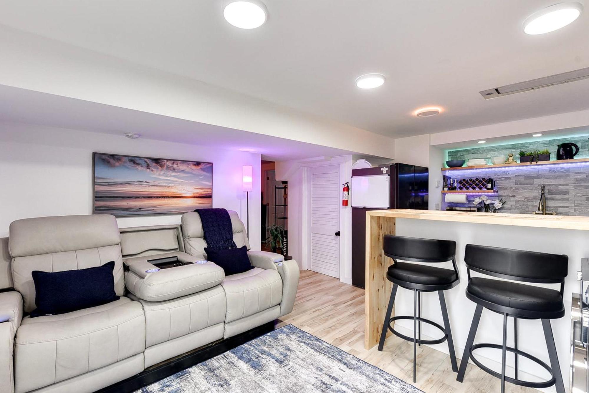 Modern Chic Retreat Luxe Comfort And Style Omaha