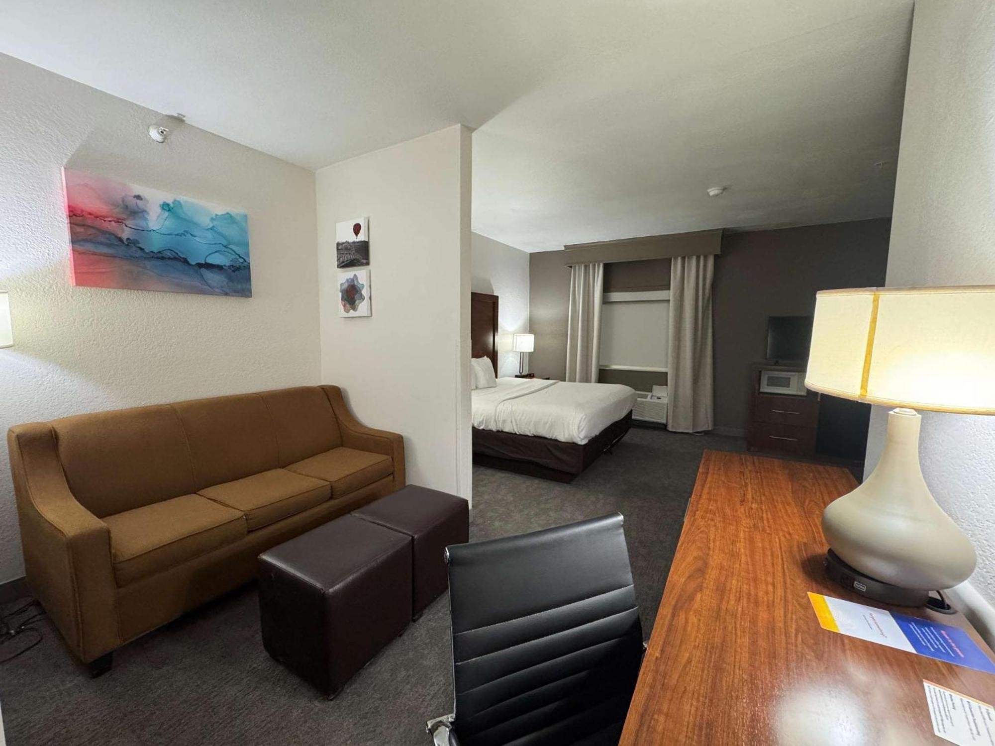 Comfort Northwest 2*