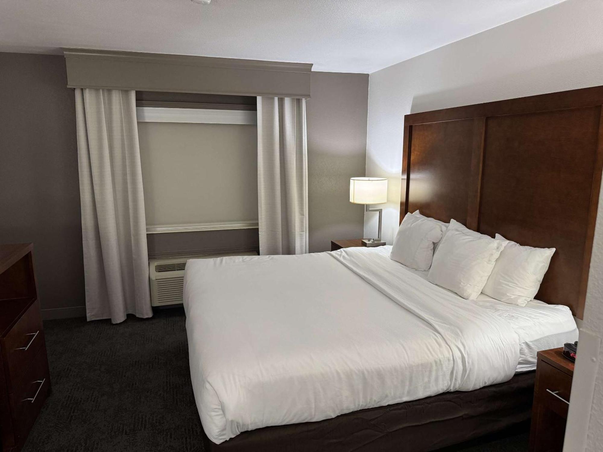 Comfort Northwest Hotel Omaha