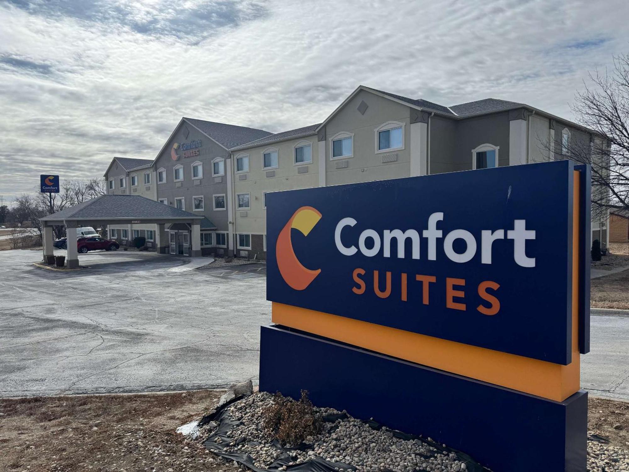 Comfort Northwest Hotel