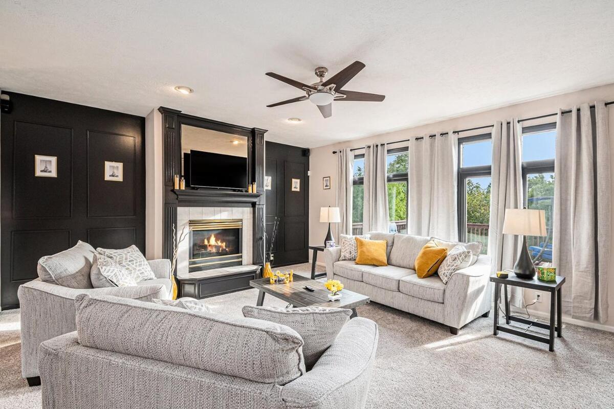 Furnished 5 Bedroom Executive Omaha