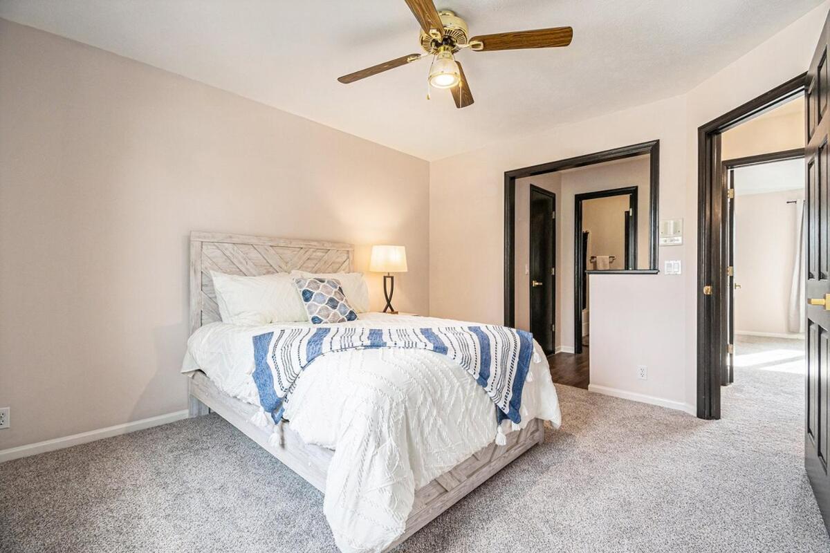 Villa Furnished 5 Bedroom Executive Omaha