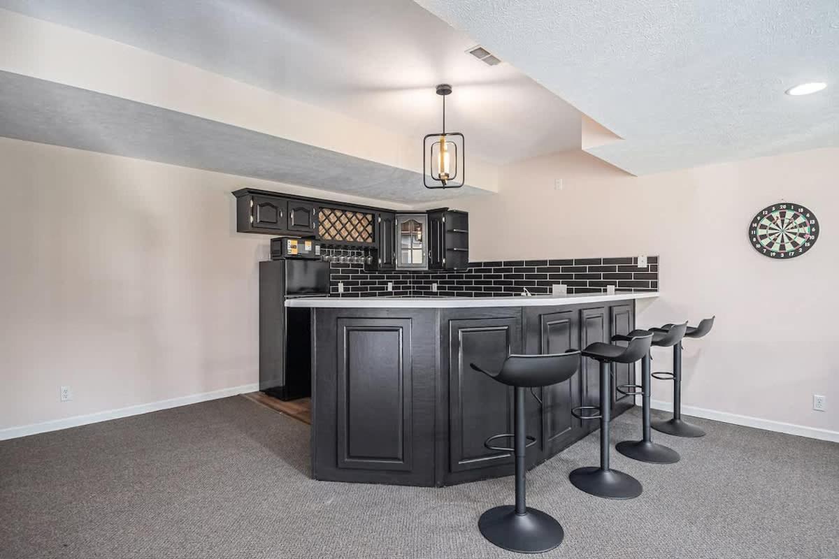 Furnished 5 Bedroom Executive Omaha